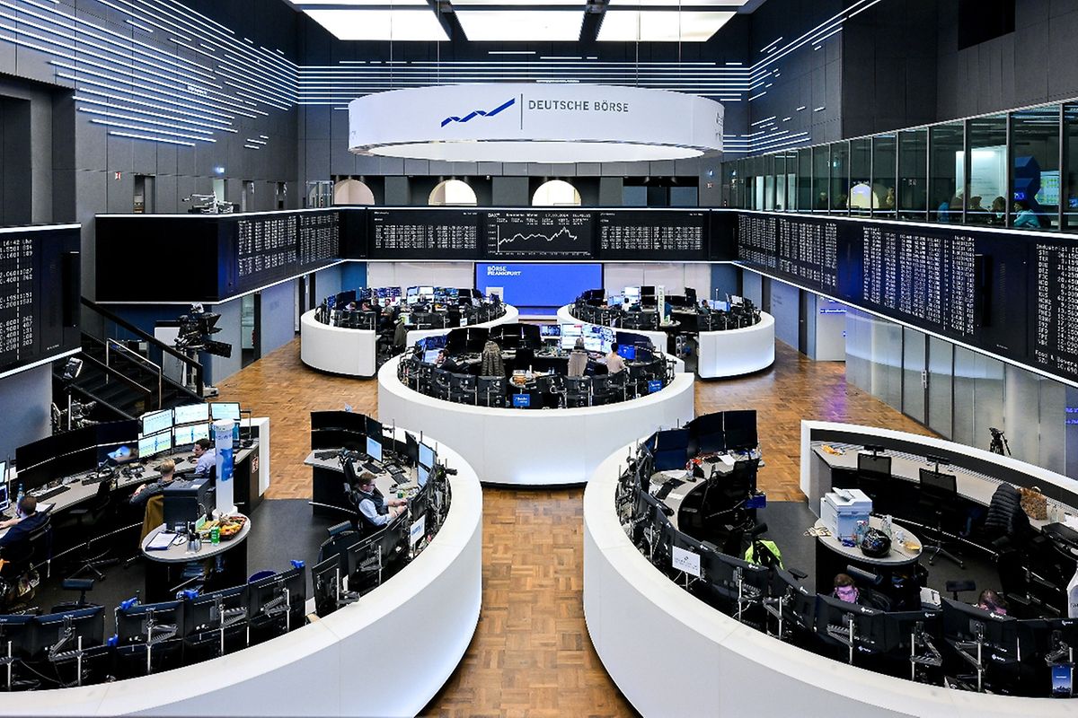 Complete view of the trading floor