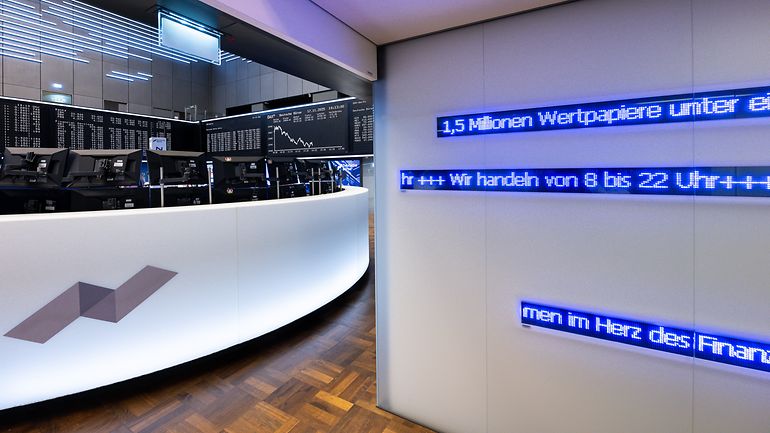 Handelsschranke mit Ticker